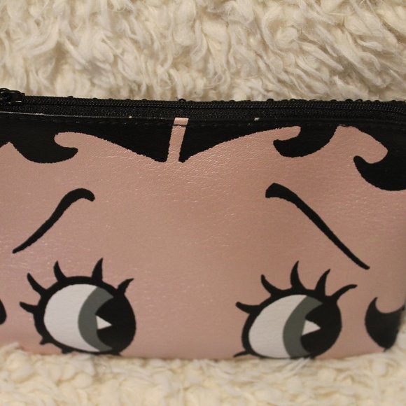 Betty Boop x Ipsy Cosmetic Pouch - Picture 1 of 4
